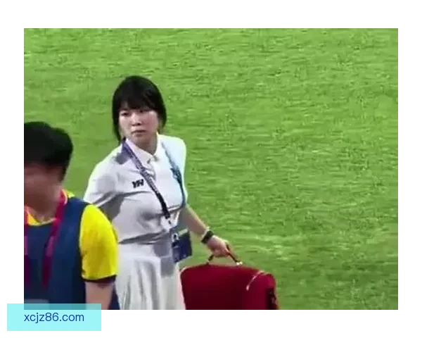 肇庆女队医走红称专注本职工作